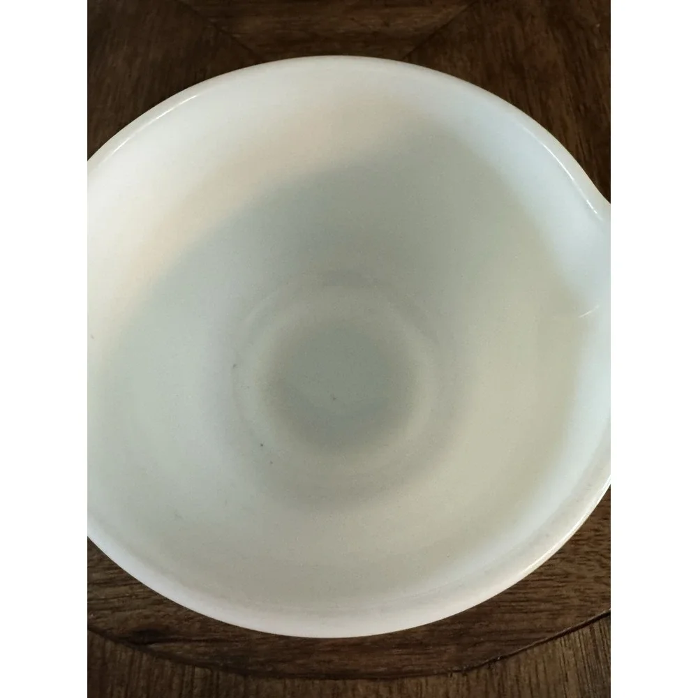 Vintage Pyrex Hamilton Beach White Milk Glass Ring Mixing Bowl With Spout